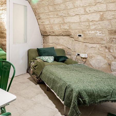 La Pergola Apt In The Heart Of Bari Esterno foto