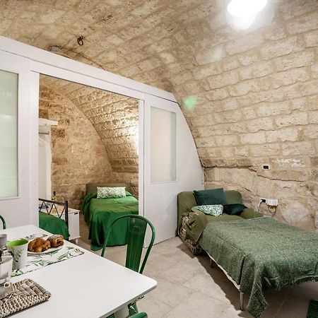 La Pergola Apt In The Heart Of Bari Esterno foto
